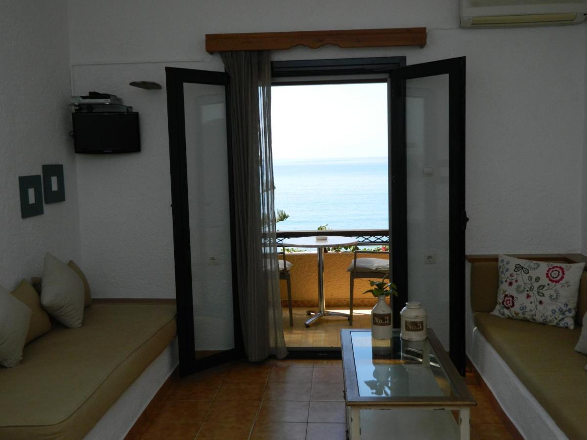 Villa Plori Makrýgialos Habitación foto